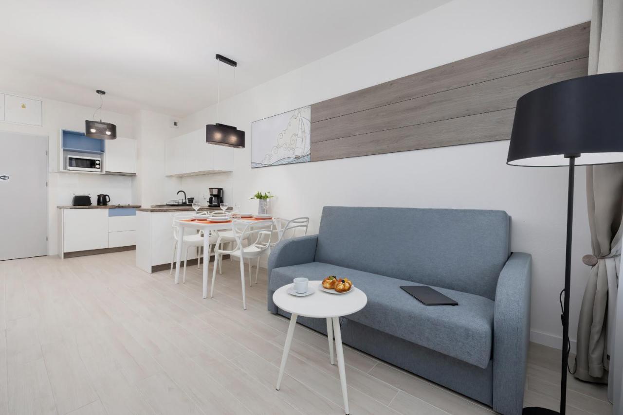 Apartamenty Aquamarina Onyx By Noclegi Renters Miedzyzdroje Bagian luar foto